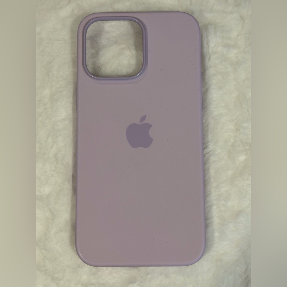 Apple Lavender Silicone iPhone 14 Pro Max Case